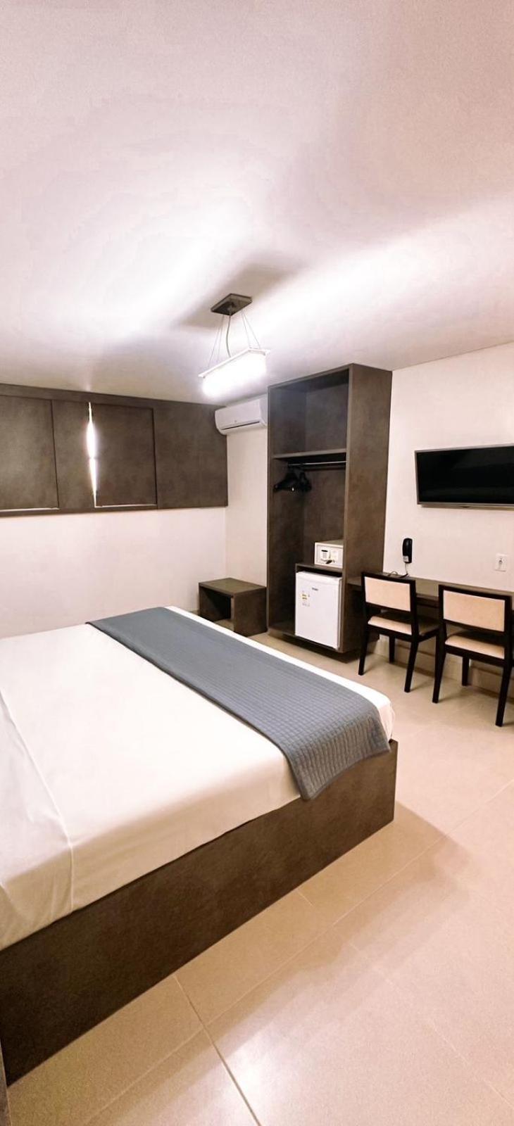 Hotel Rancho Verde Barreiras  Εξωτερικό φωτογραφία